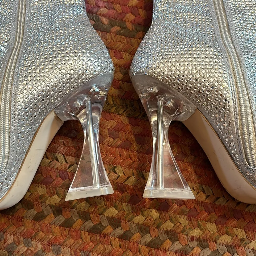 STEVE MADDEN VIVIE EMBELLISHED SPARKLY RHINESTONE CRYSTAL CLEAR HEEL BOOTIES - Image 3