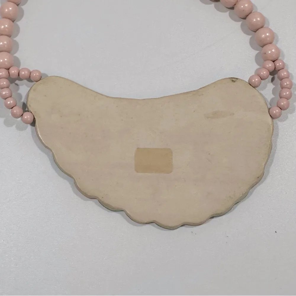 Vintage Peachy Pink & Green Mother Of Pearl Shell Beaded Necklace - Image 5