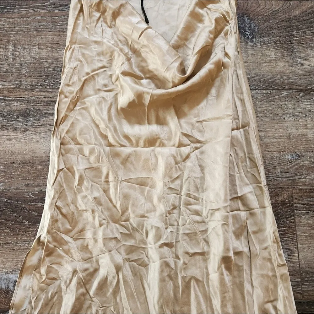 Weekend Stories Gabrielle Midi Dress Small In Champagne Satin NWT Sleeveless - Image 8