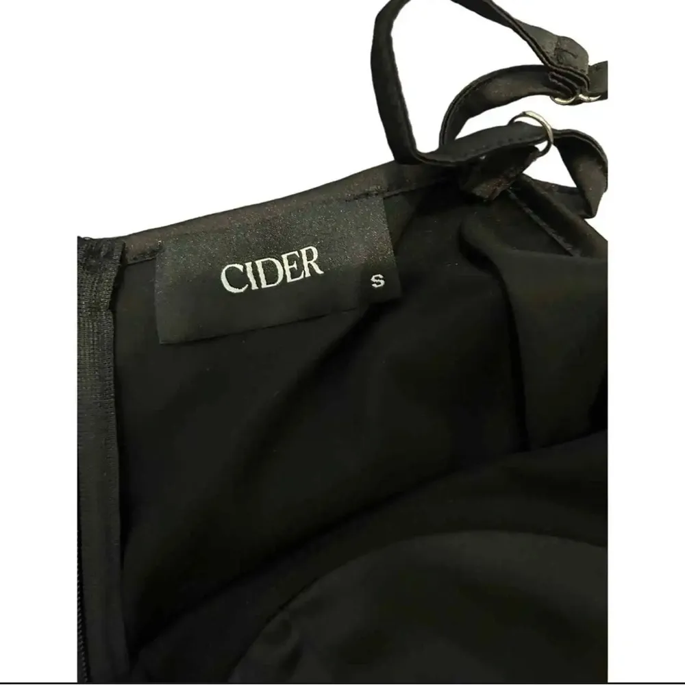 Cider black corset tank midi dress size small - Image 5