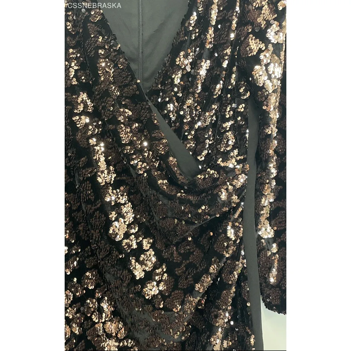 Julia Jordan - Women's Long Sleeve Rose Gold Sequin Dress -‎ Size 14 - Image 2