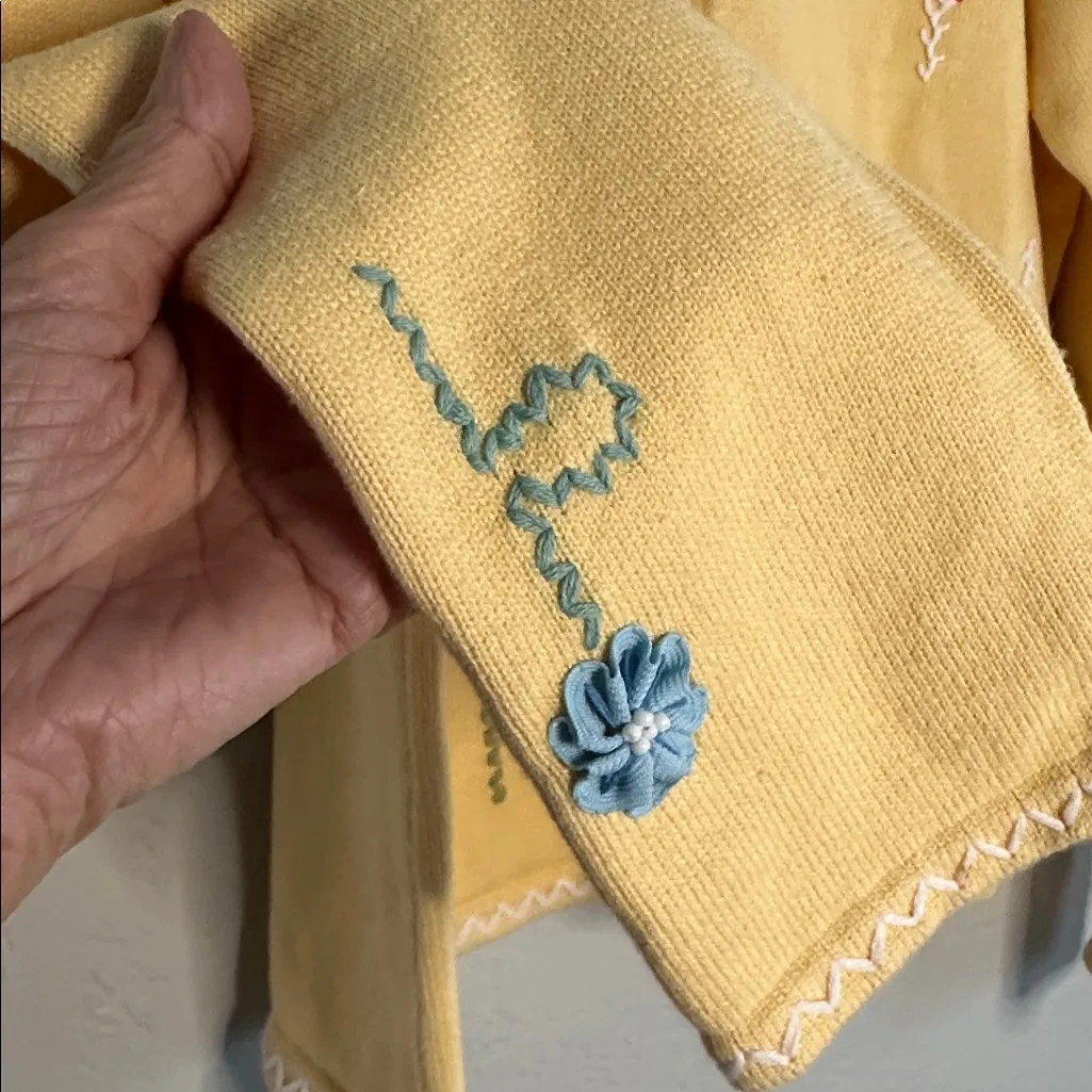 Vintage Talbots Embroidered Cardigan Sweater Teacher Flowers Yellow Cottage XL - Image 7