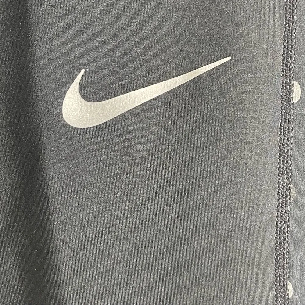 Nike Large Charcoal Grey and Polka Dot Running Leggings Dri Fit Cropped Mid Rise - Image 5