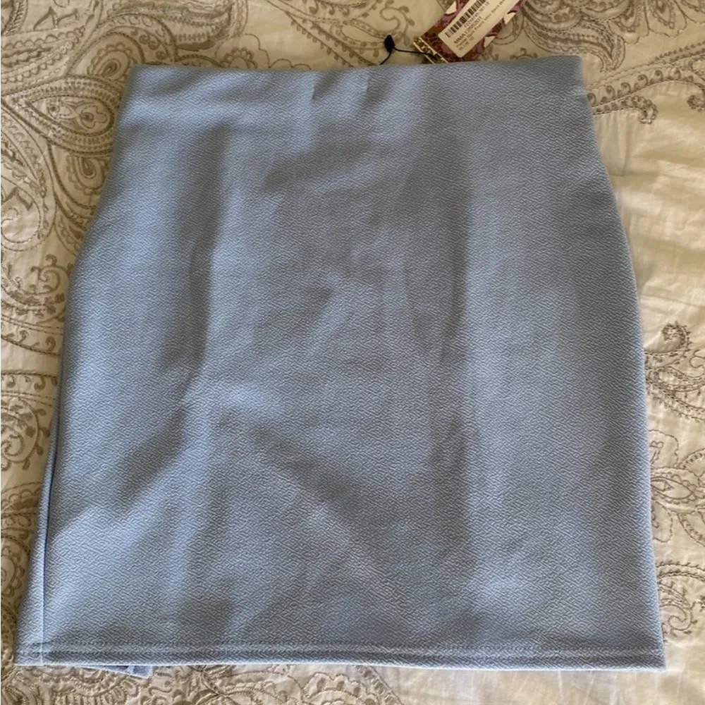 Mini skirt - Image 2