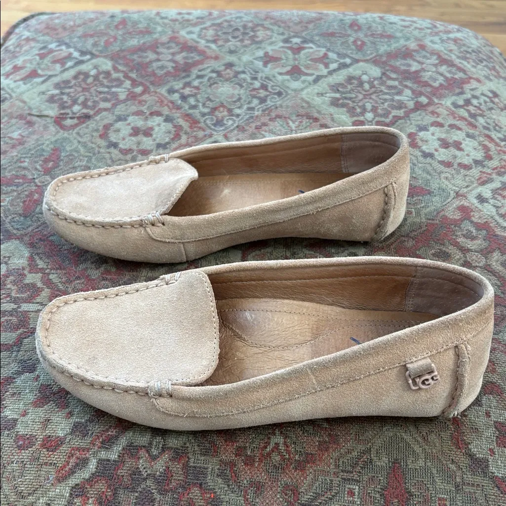 UGG  Women's Cream Moccasins - Image 2