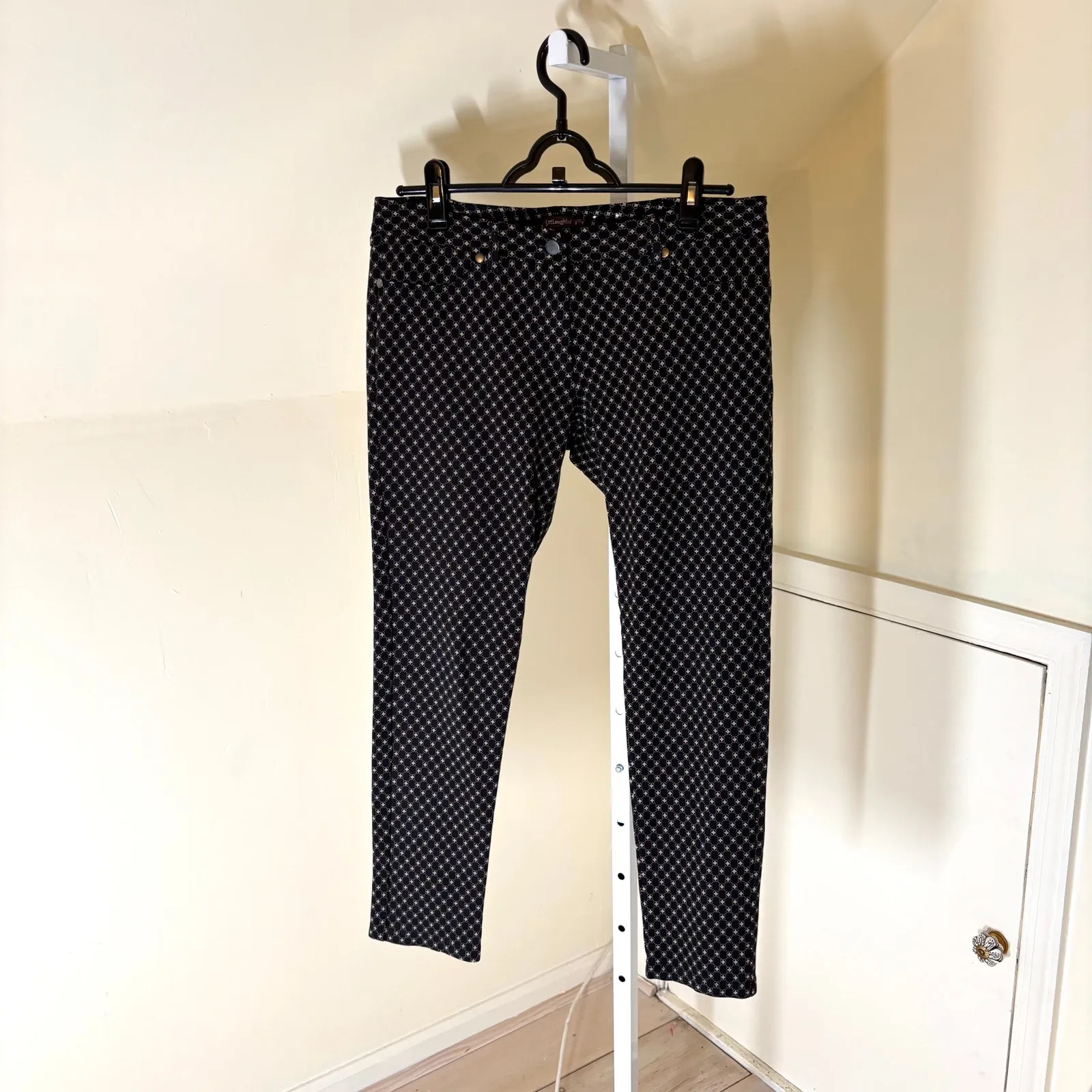 J. McLaughlin EUC Women's Becca Black Brown Geo Print Ponte Knit Leggings Size 8 - Image 2