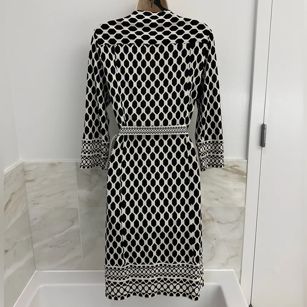 Tallulah Silk Wrap Black & White Geometric Dress - Image 4