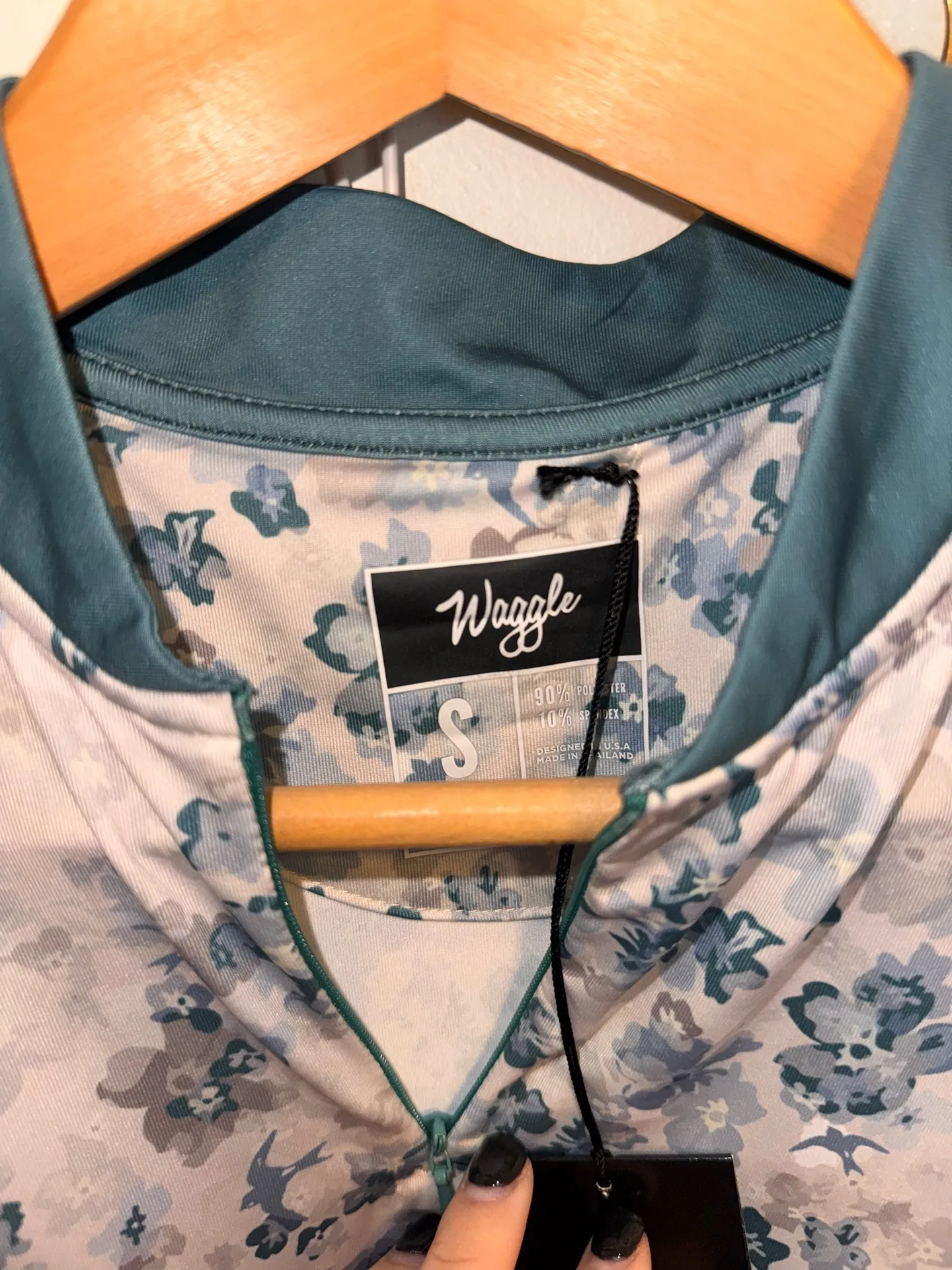 Waggle women’s golf shirt Blue - Image 5