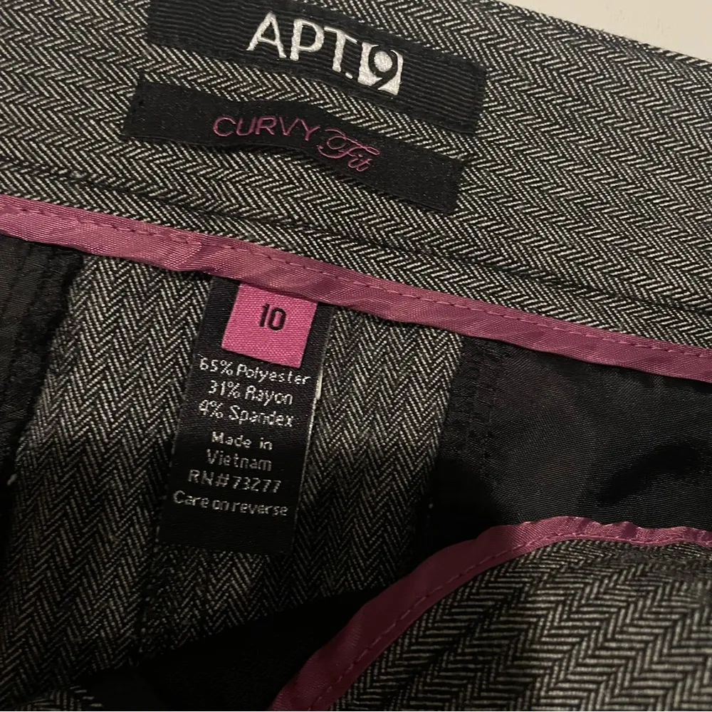 Apt. 9 Curvy Fit  women’s Flare Leg Dress Pants size 10 - Image 14