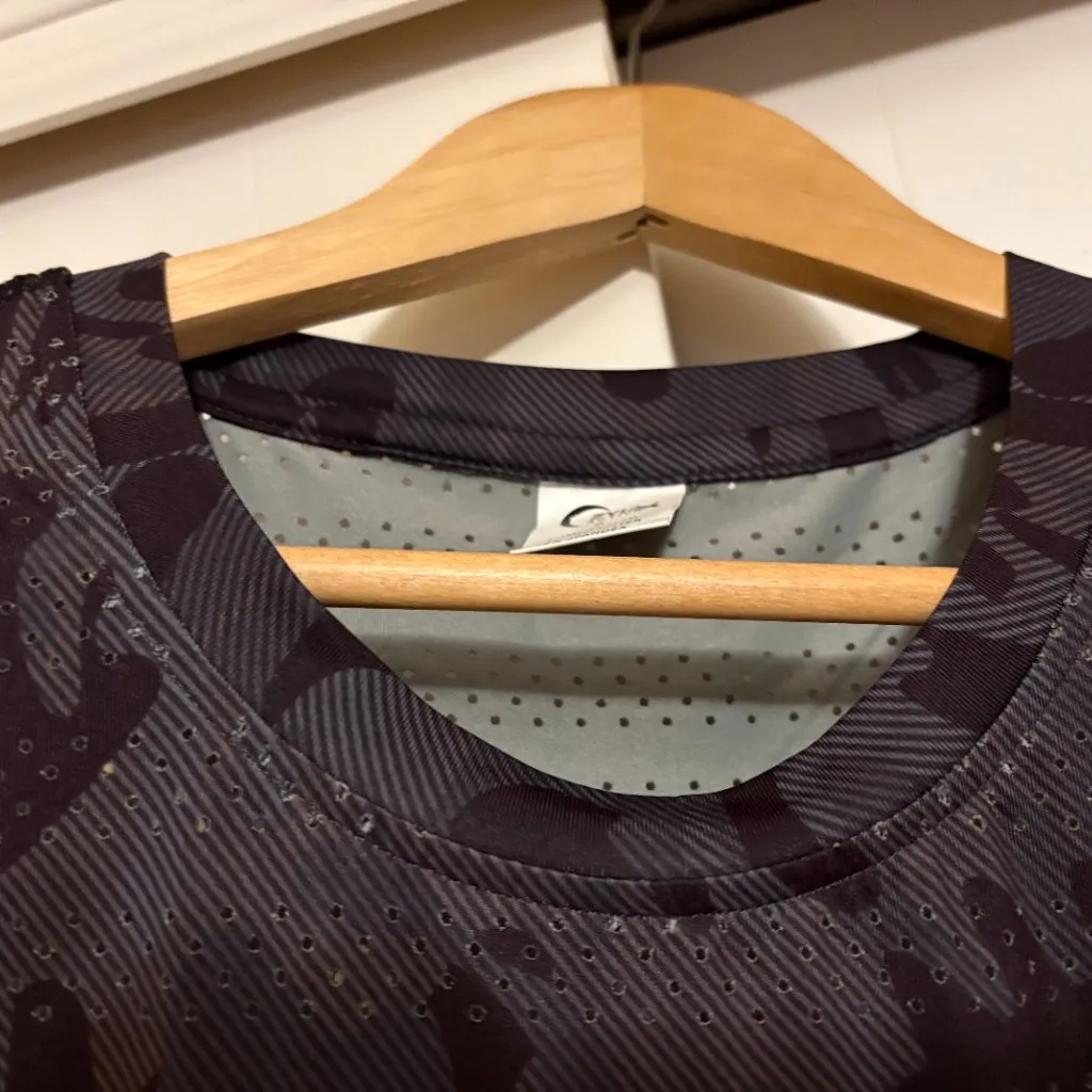 Zyia Active Camo Print Tank Top Medium Black and Gray Recyled Polyester Blend - Image 2