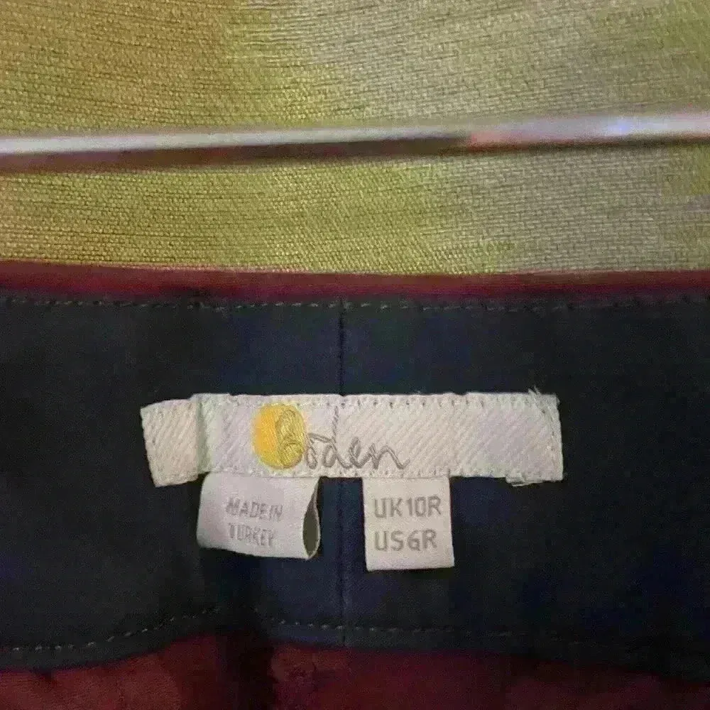 Boden Ankle Slit Ponte‎ Pants Red Size 6 - Image 3