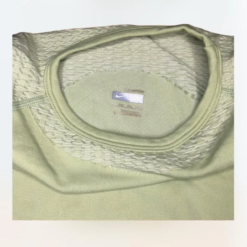 Y2k Yoga Athletic Sporty Nike Fitness Lime Green Tank Top Women's Size S/M - Image 3