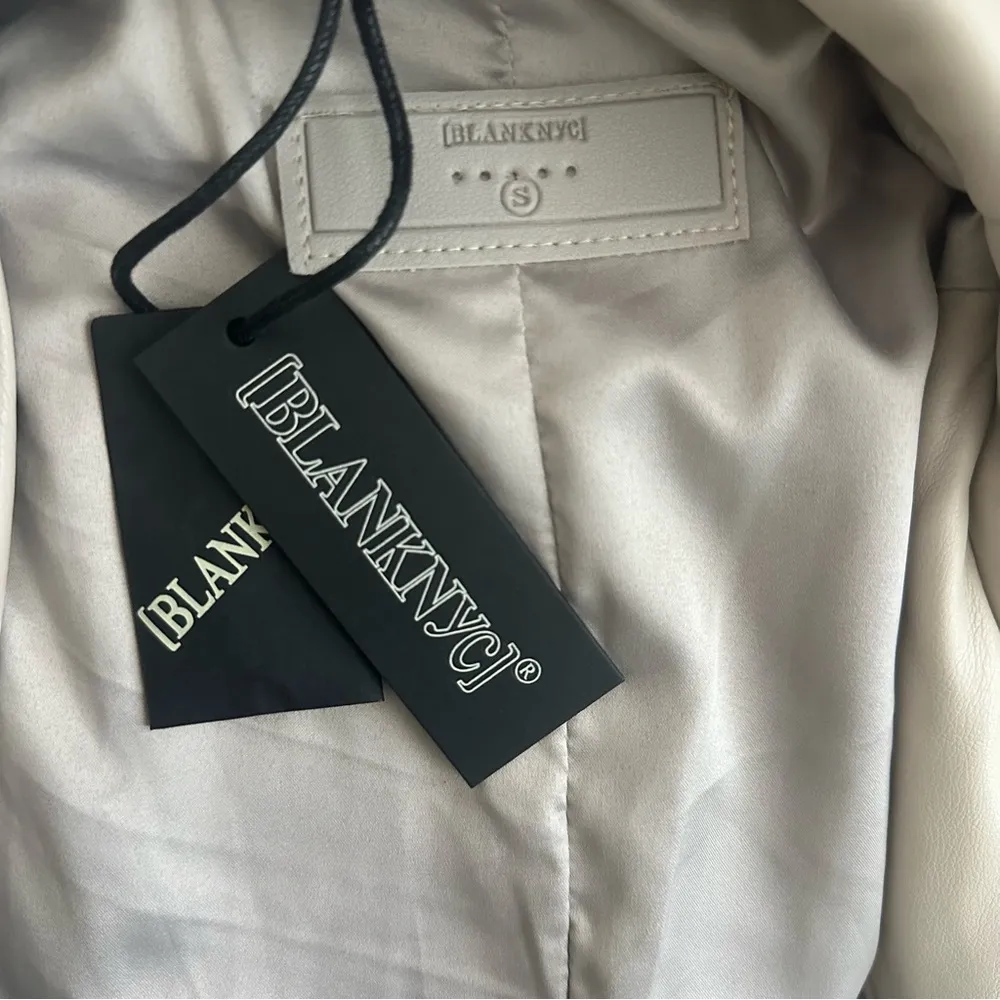 BLANKNYC Faux Leather Cream Blazer Size S - Image 12