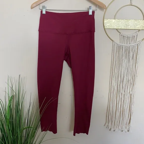 90 degree by reflex •scalloped hem cropped legging - Image 3