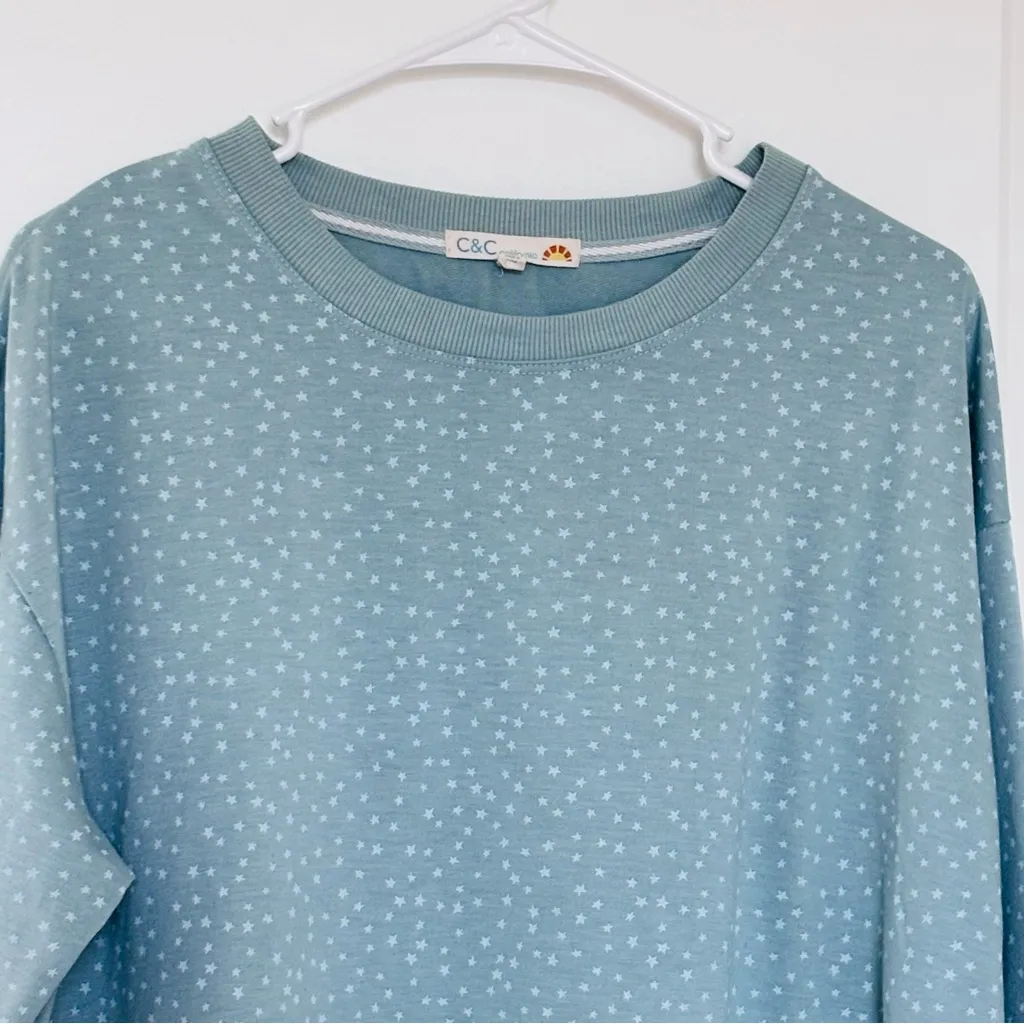 C&C California size L in a light blue/dusty blue with small white star print - Image 3