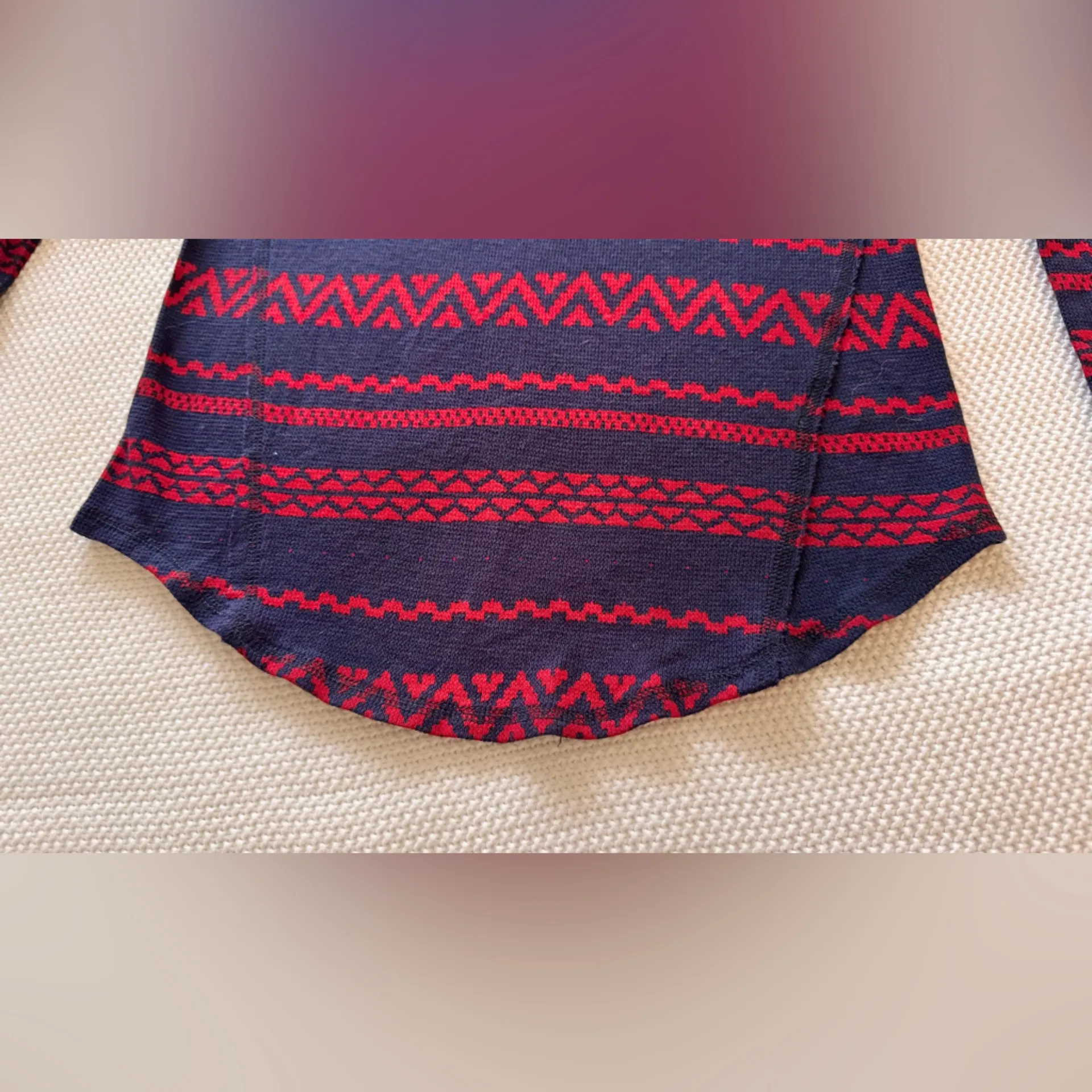 LUCKY BRAND Woven Navy & Red Fair Isle Knit Top Lightweight Thermal Tee - Image 4