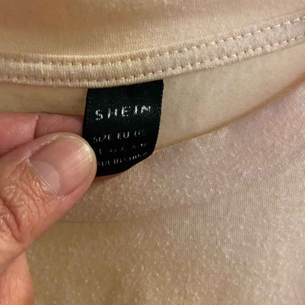 Shein Womens Long Tee T Shirt Dress L Large Beige Cowboy Boots & Roses Bust 46” - Image 4