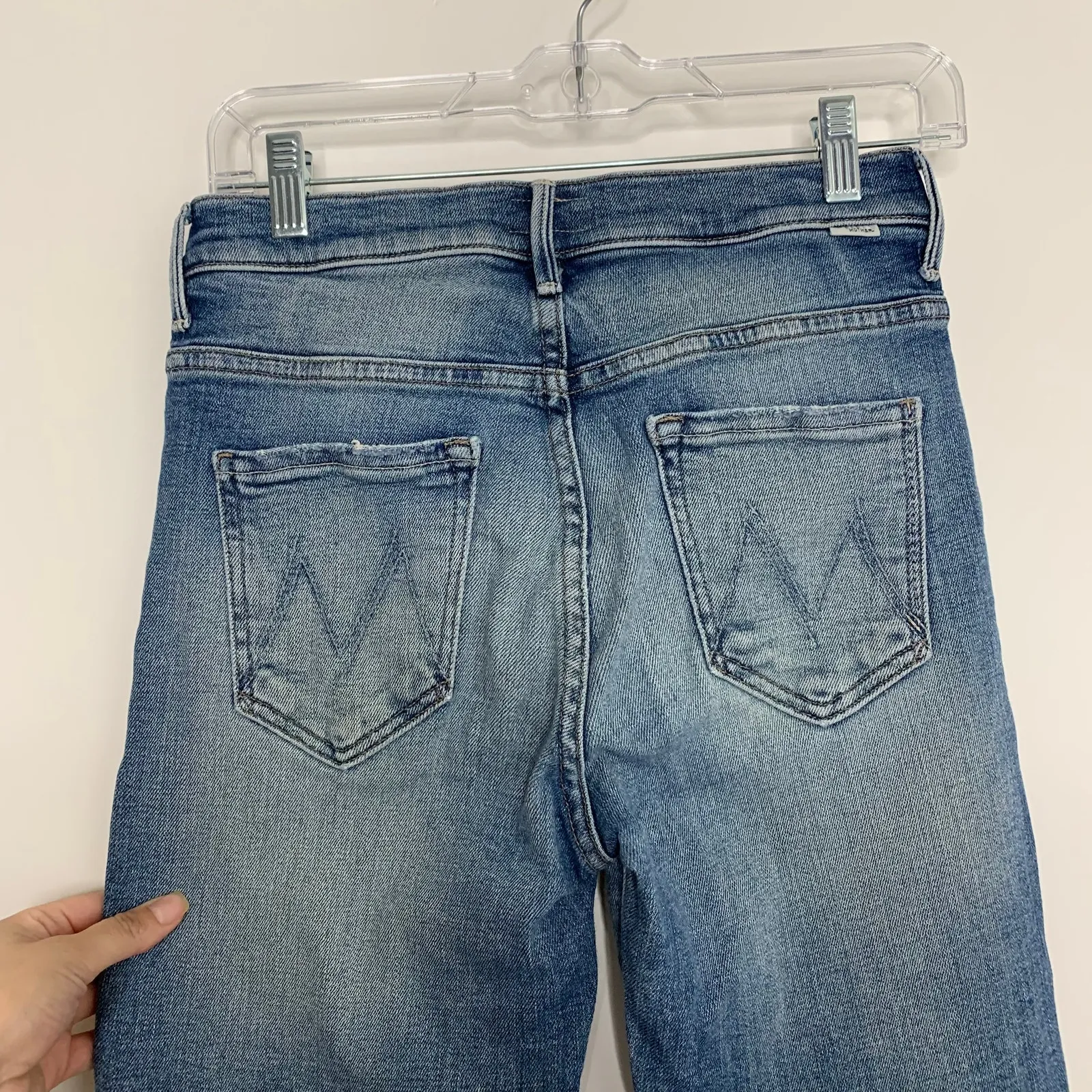 Mother The Fly Cut Stunner Ankle Fray In Night On A Shiny White Vespa Women’s 26 Blue - Image 7