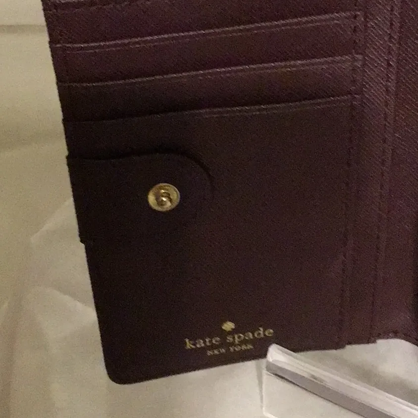 KATE SPADE ♠️ BURGUNDY SAFFIANO LEATHER BIFOLD WALLET COA - Image 13