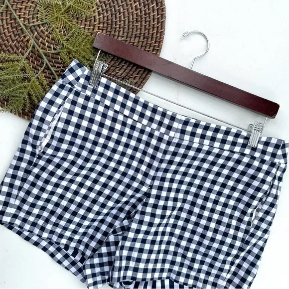 J Crew Womens Shorts Black White Buffalo Plaid 100% Cotton Size 10 - Image 2