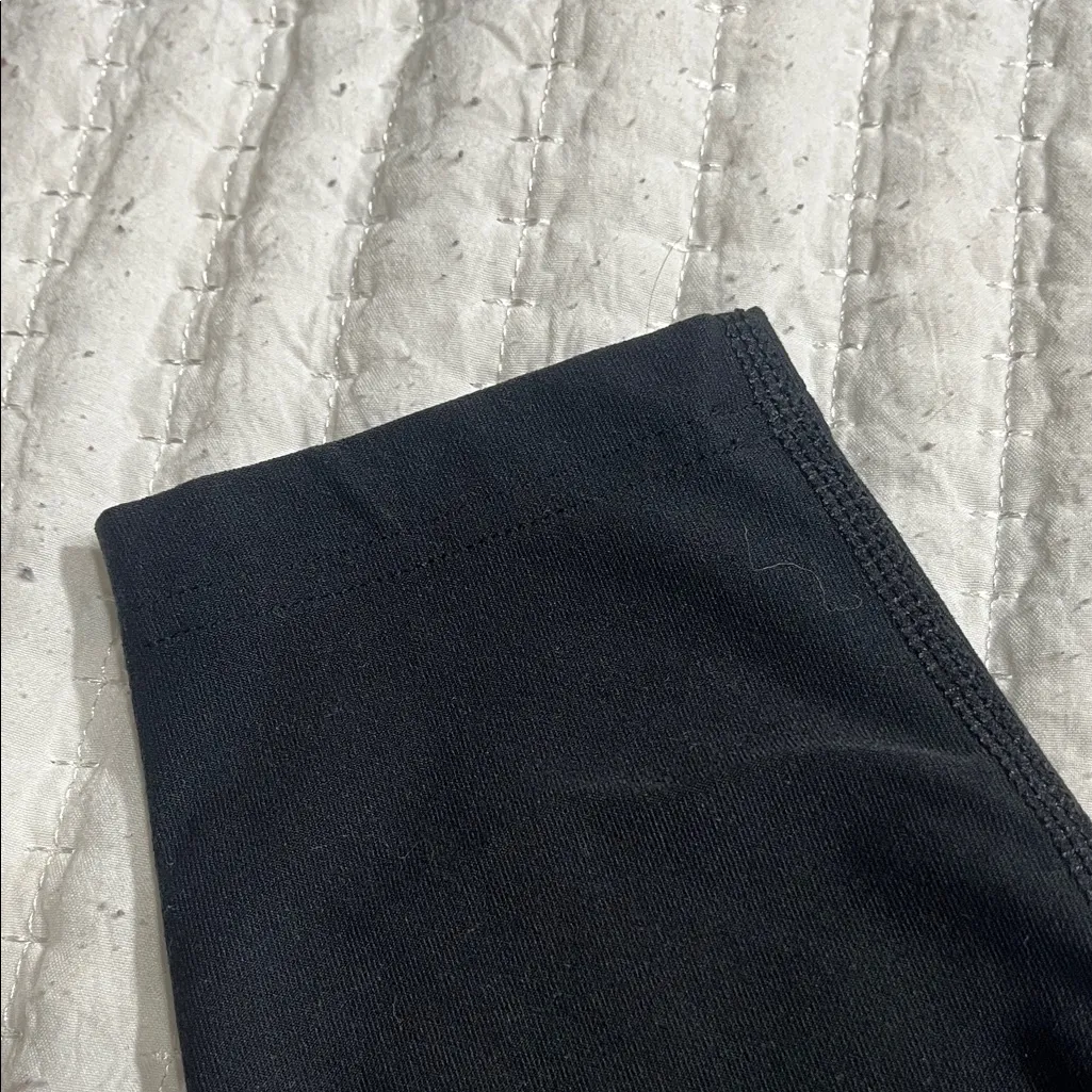 Nike Classic Black Leggings - Image 4