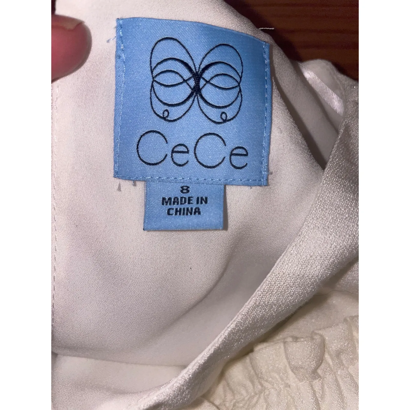 CECE White Dress w/ Ruffled‎ Sleeves Crew Neck - Size 8 - Image 3