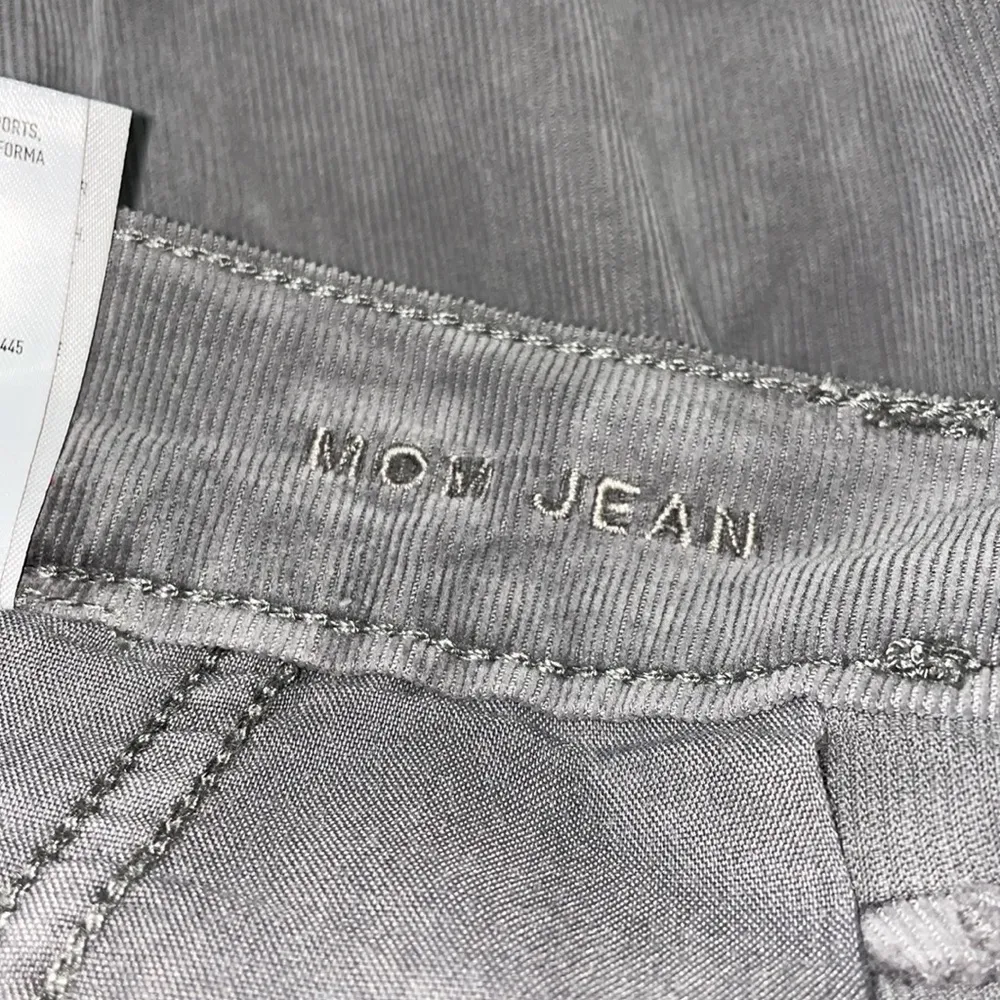 NWOT  American Eagle Outfitters Corduroy Mom Jeans Denim Gray  Size 12 - Image 5