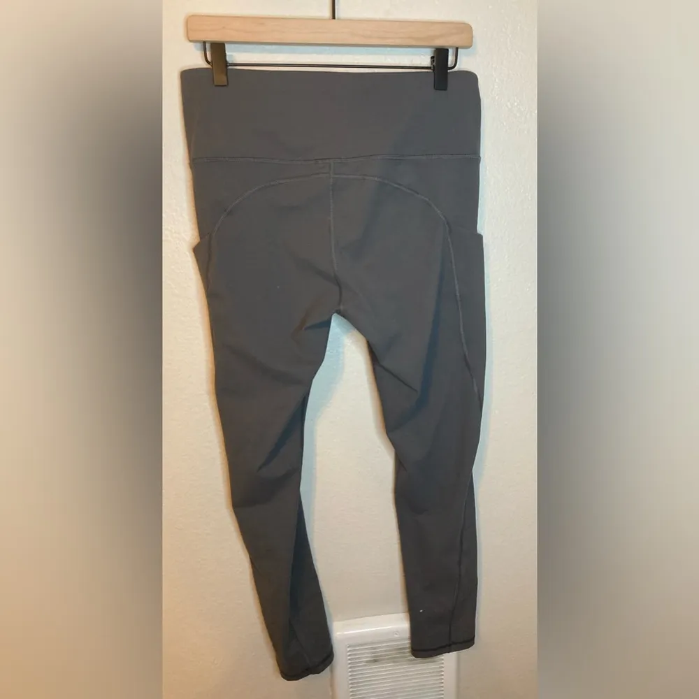 Phisockat Amazon Pocket Leggings Size Large Gray - Image 5