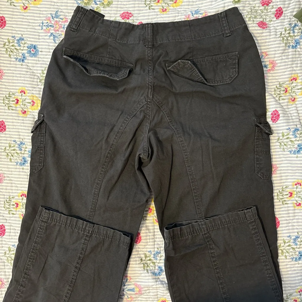 H&M Men's Dark Cargo Pants - Image 3