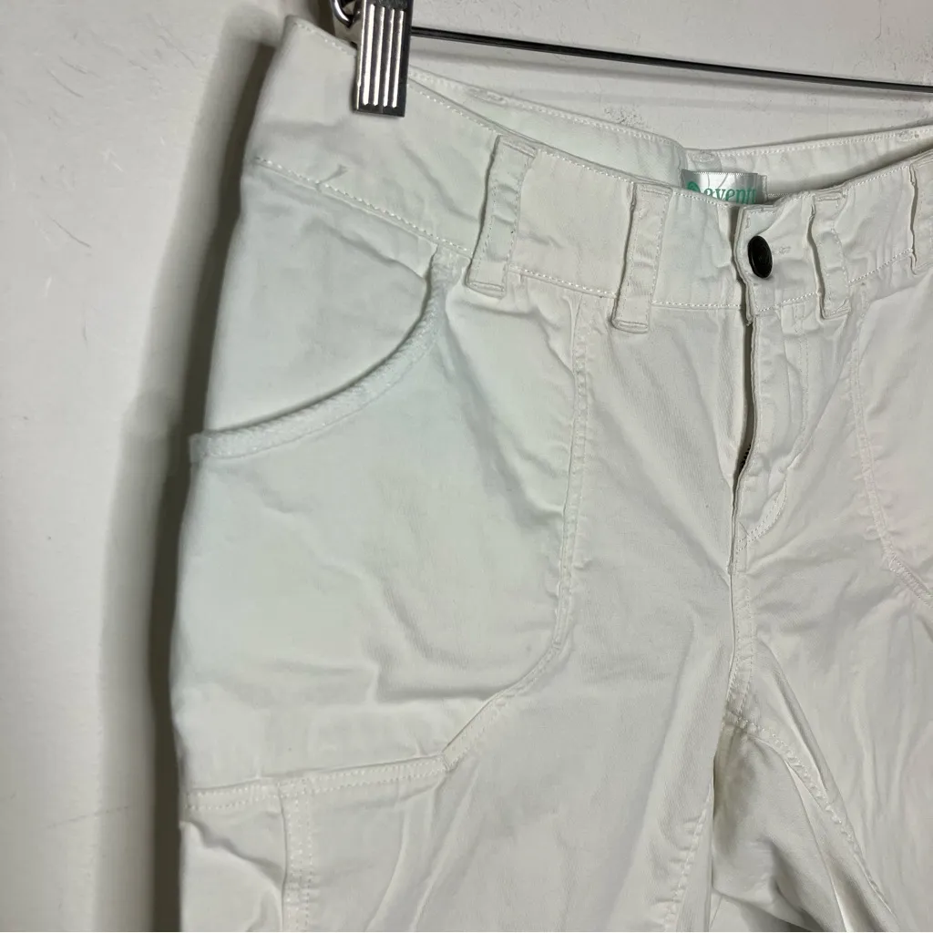 Aventura white Bermuda Shorts organic Cotton‎ women’s size 4 casual neutral - Image 2