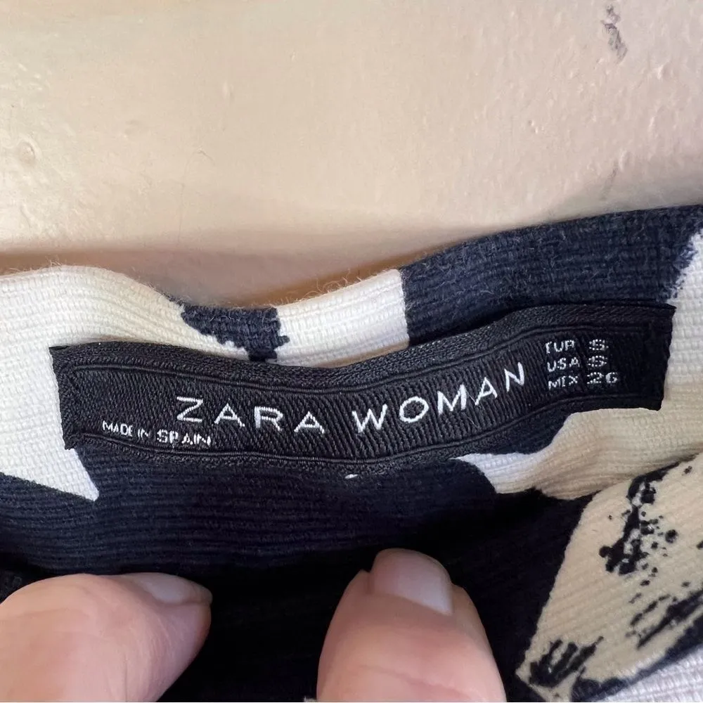 Zara Woman Pleated Knee Length Black White Skirt Worn On‎ TV Size Small Career - Image 4