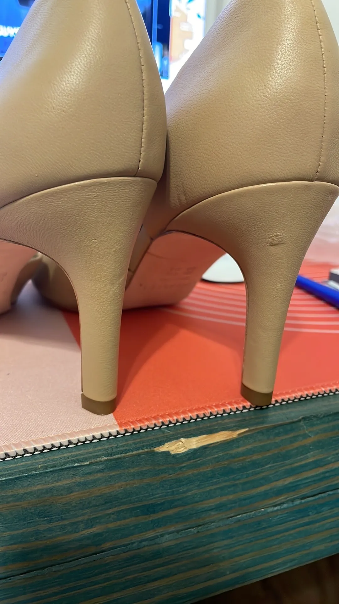 NWOT VINCE Tiana Point Toe Leather Pumps - Image 6