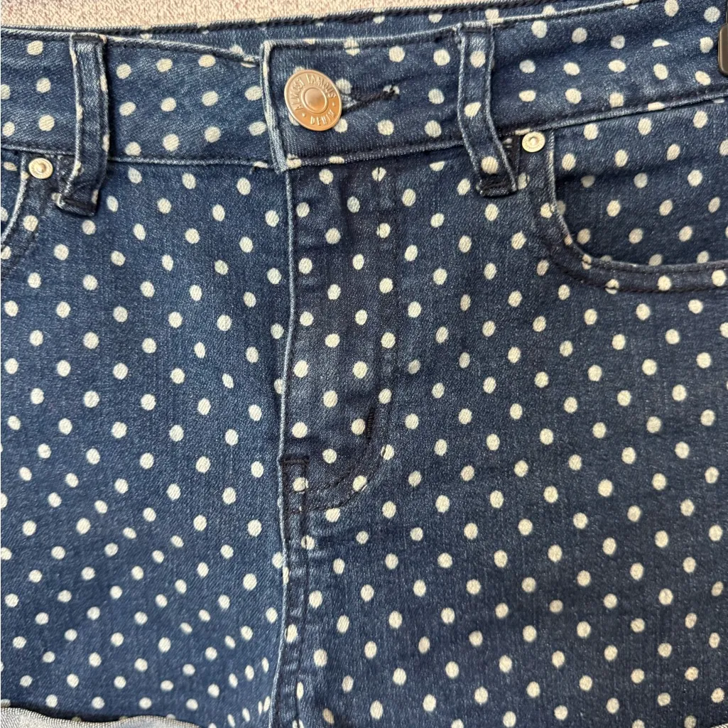 Almost Famous Women Size 3 polka dots‎ denim high rise shorts - Image 2