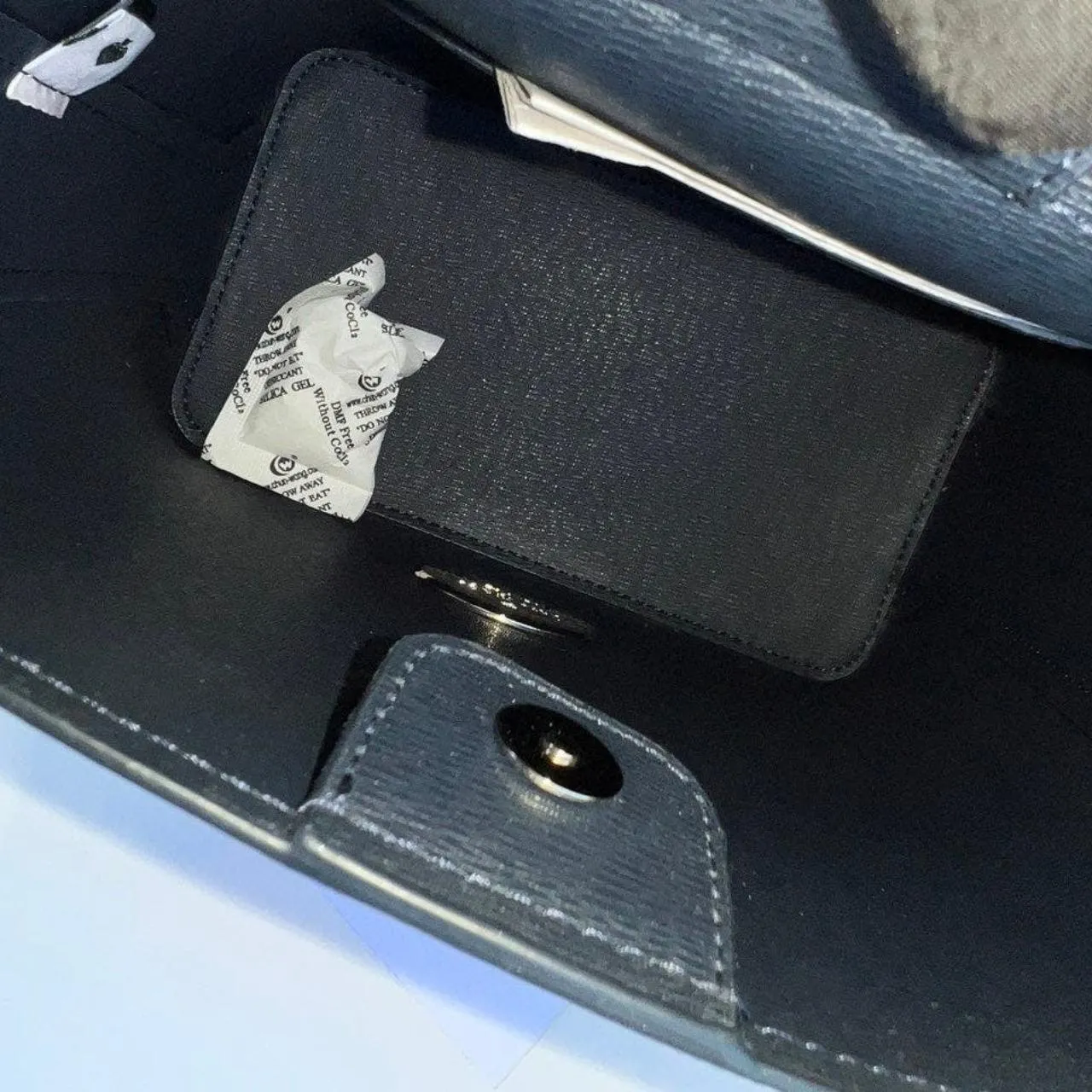 Michael Kors Kate Spade Darcy Printed Small Bucket Bag Wallet Bundle - Image 6