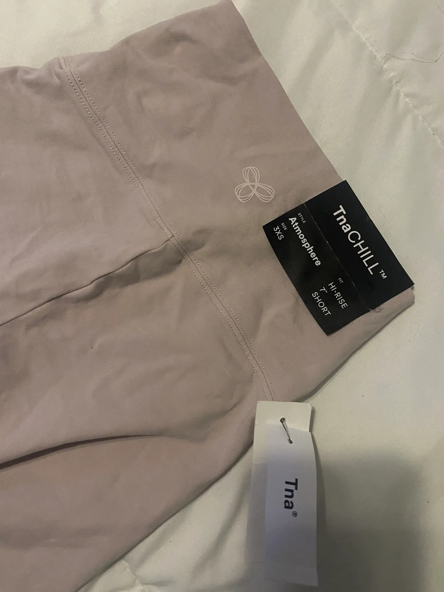 Aritzia Light Pink  Biker Shorts - Image 4