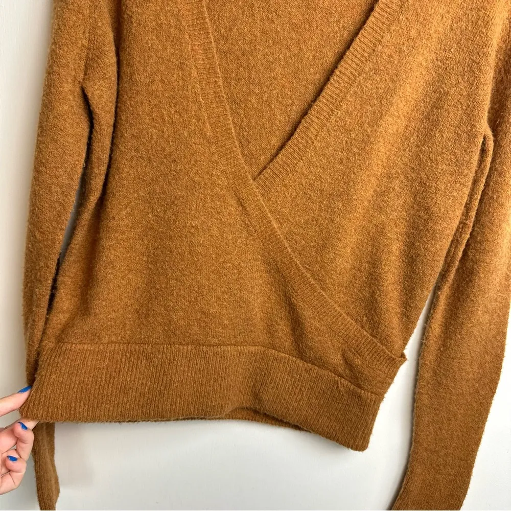 Madewell Wrap Front Pullover Sweater Sz XS Harvest Brown Coziest Knit Wool - Image 7