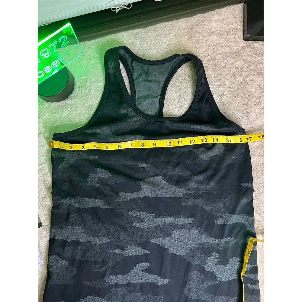 Athleta Women's Camo Racerback Tank Top Black Size M Standard Activewear - Image 4
