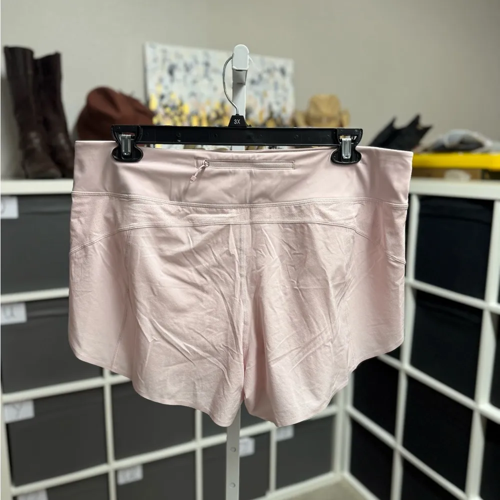 Athleta Run With It 4.5” Inseam Pink Athletic Running Shorts NWT - Image 2