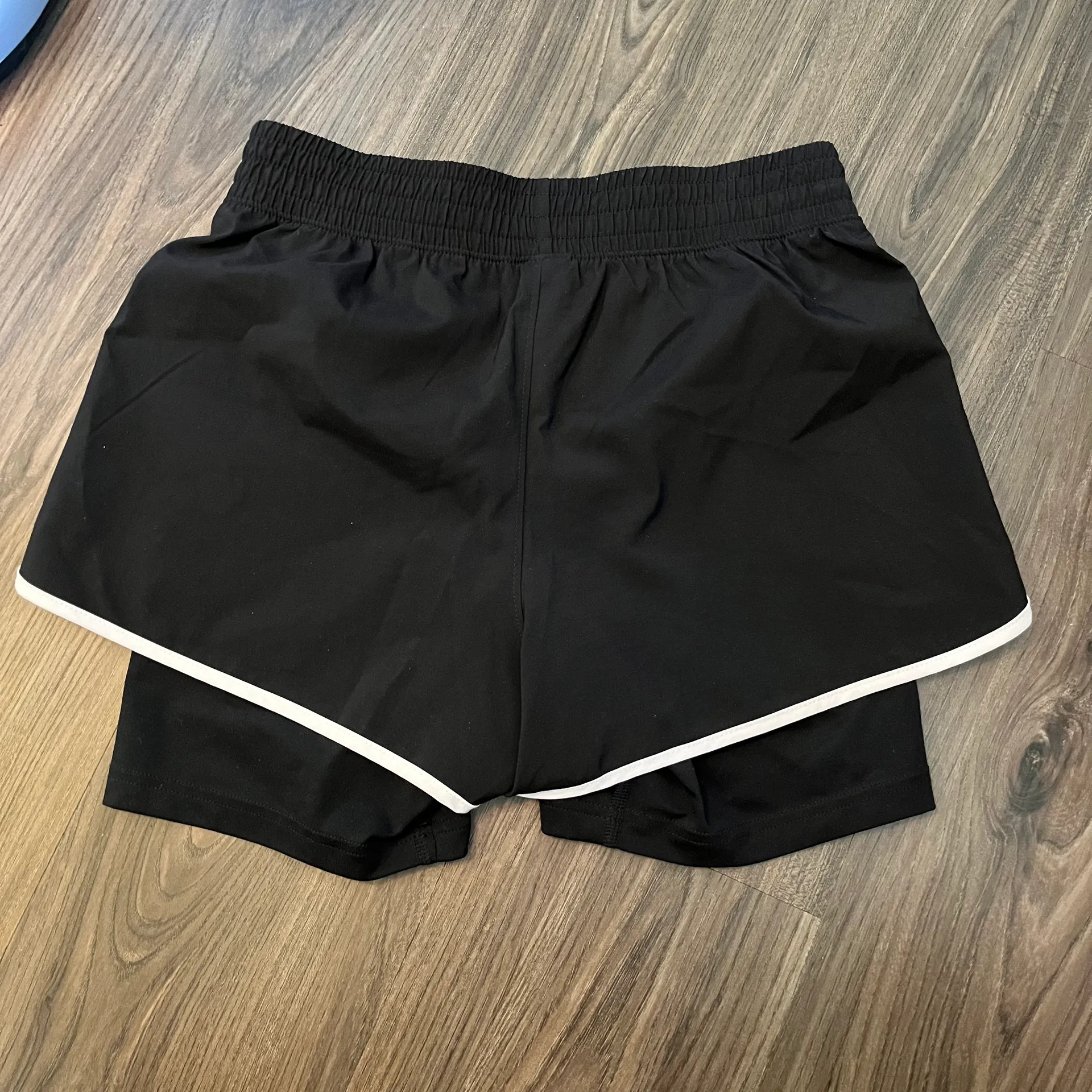 2-1 Shorts - Image 4