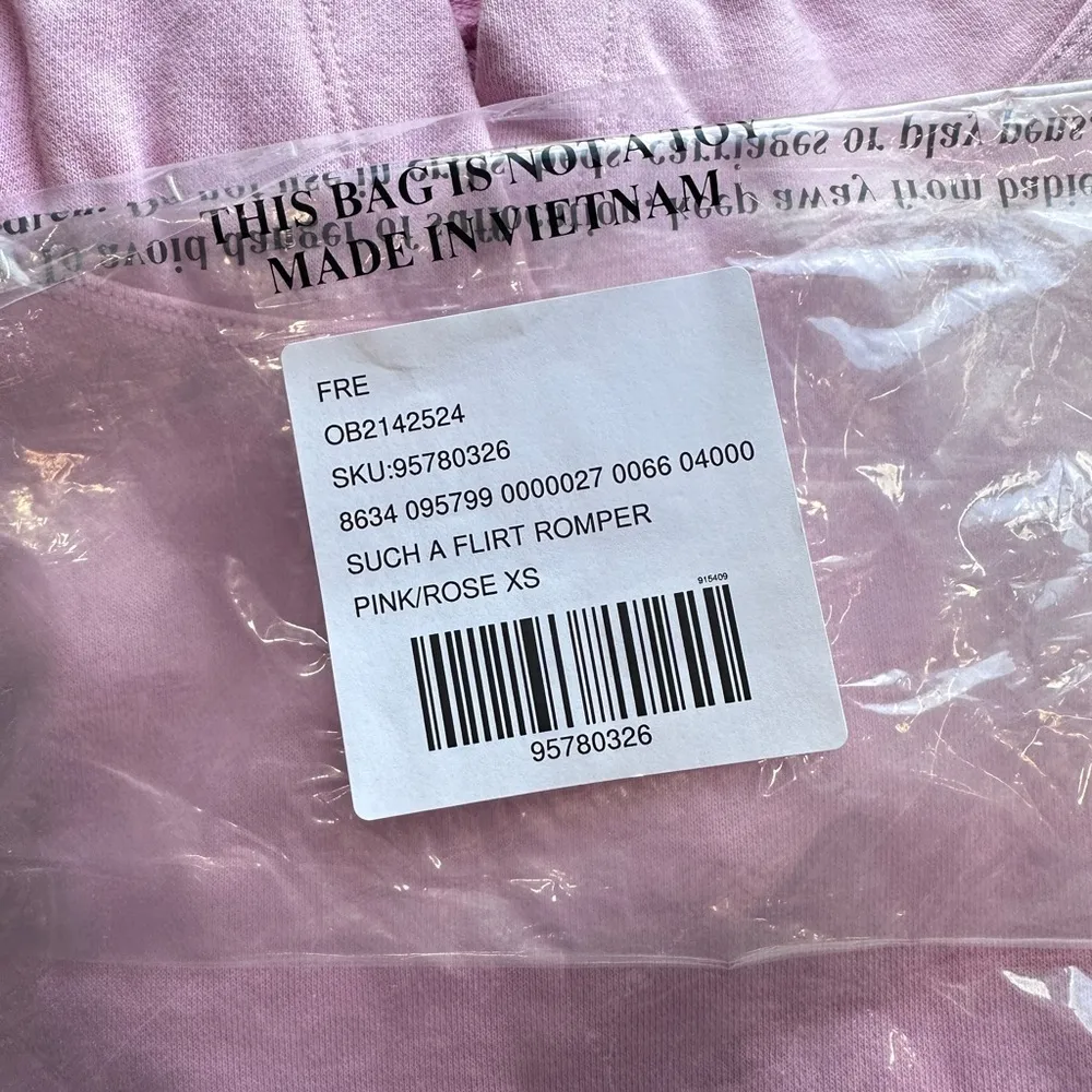 NWOT Free People Such A Flirt Romper in Powder Pink - Image 10