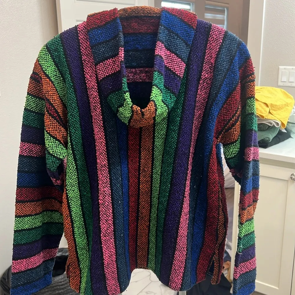 Authentic Mexican poncho Size L - Image 3