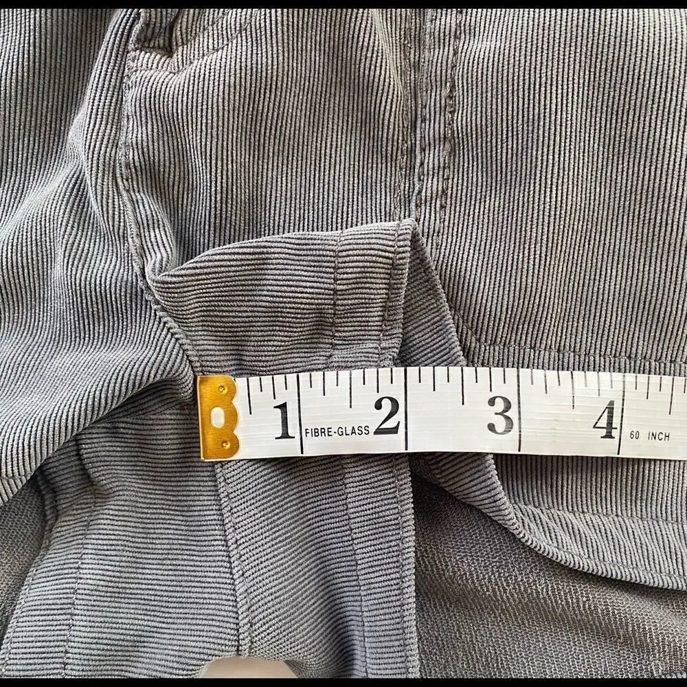 American Rag Gray Corduroy Shorts Size 5 - Image 10