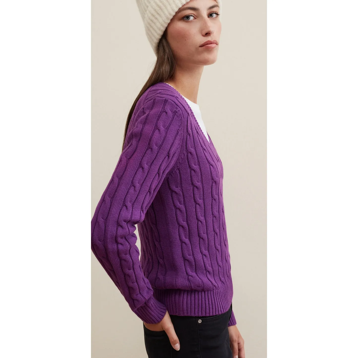 Piombo Purple Cable Knit V - Image 3