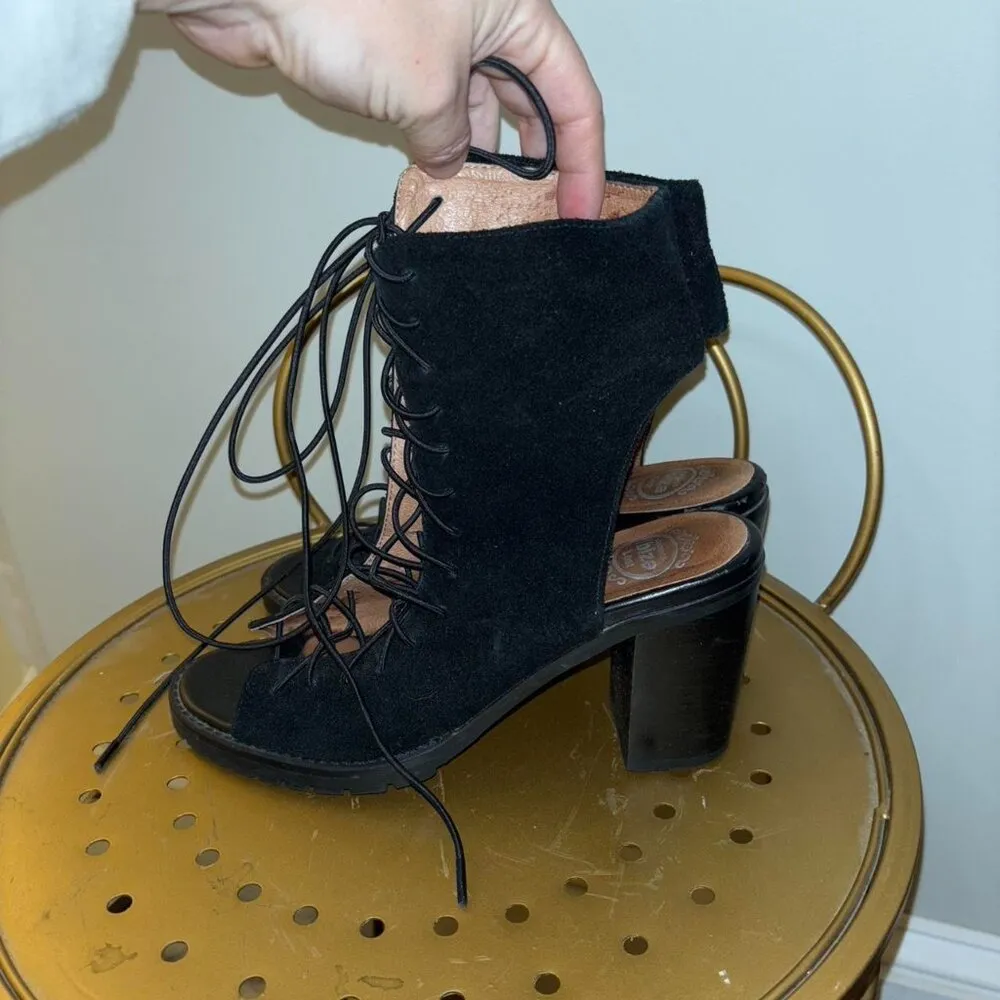 Jeffrey Campbell  capulet lace up bootie - Image 4