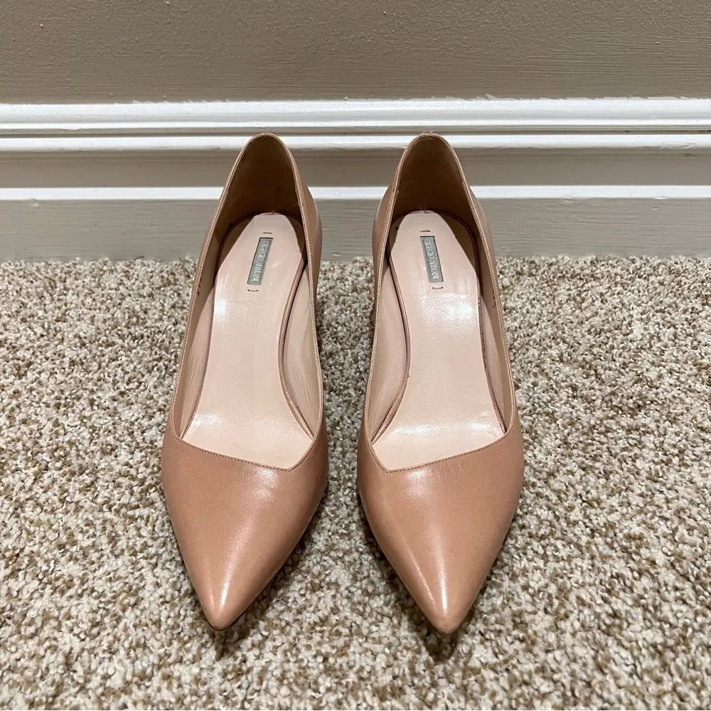 Giorgio Armani Nude Pumps Size 39.5/9.5 - Image 3