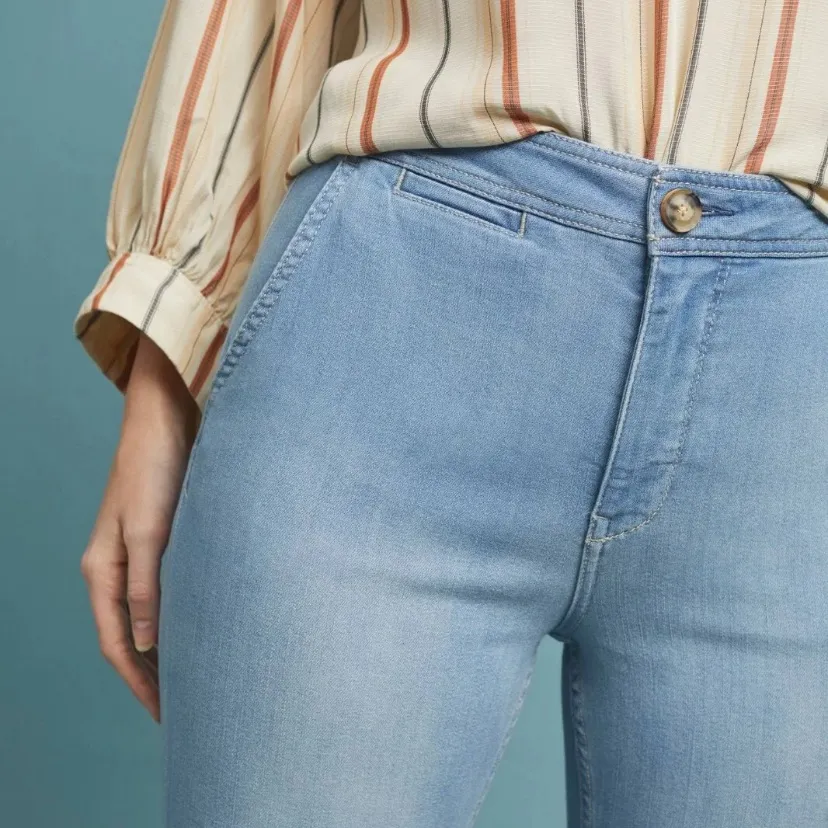 Pilcro and the Letterpress high-rise wide-leg bootcut jeans a light Blue Boho - Image 4