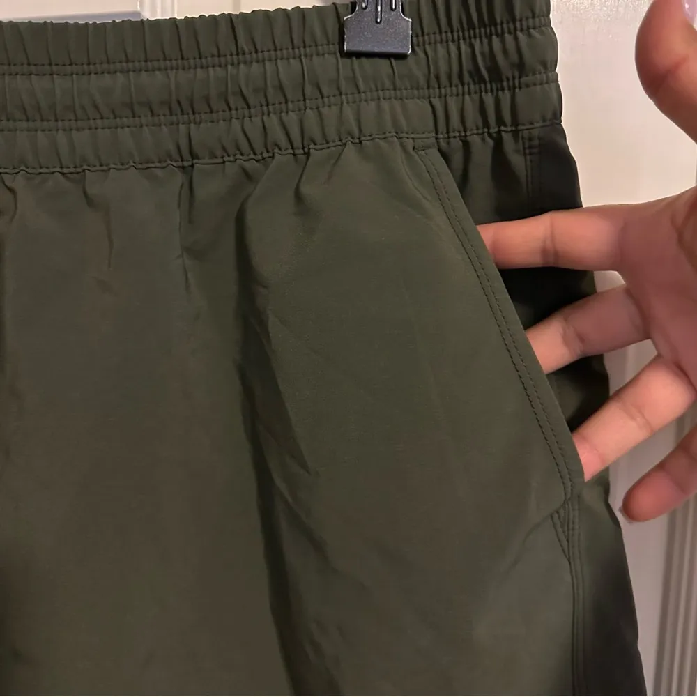 The North Face  Dark Olive Green Active Skirt Size Large - Image 5