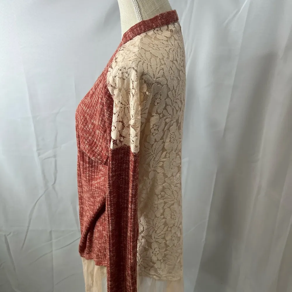 And’or Vogue size small button front blouse - Image 4