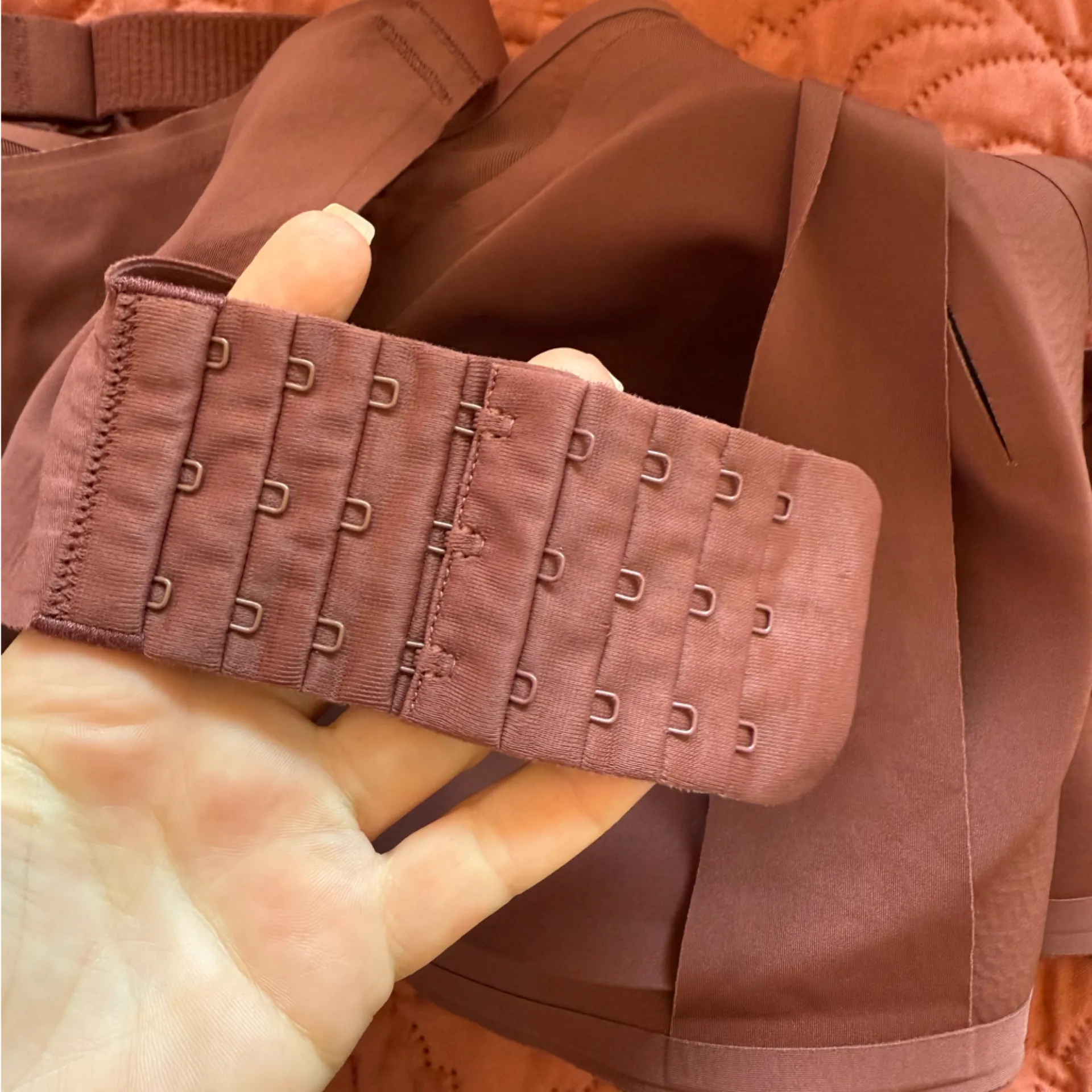 Momcozy Nursing & Pumping Bra Size 2XL - Image 5