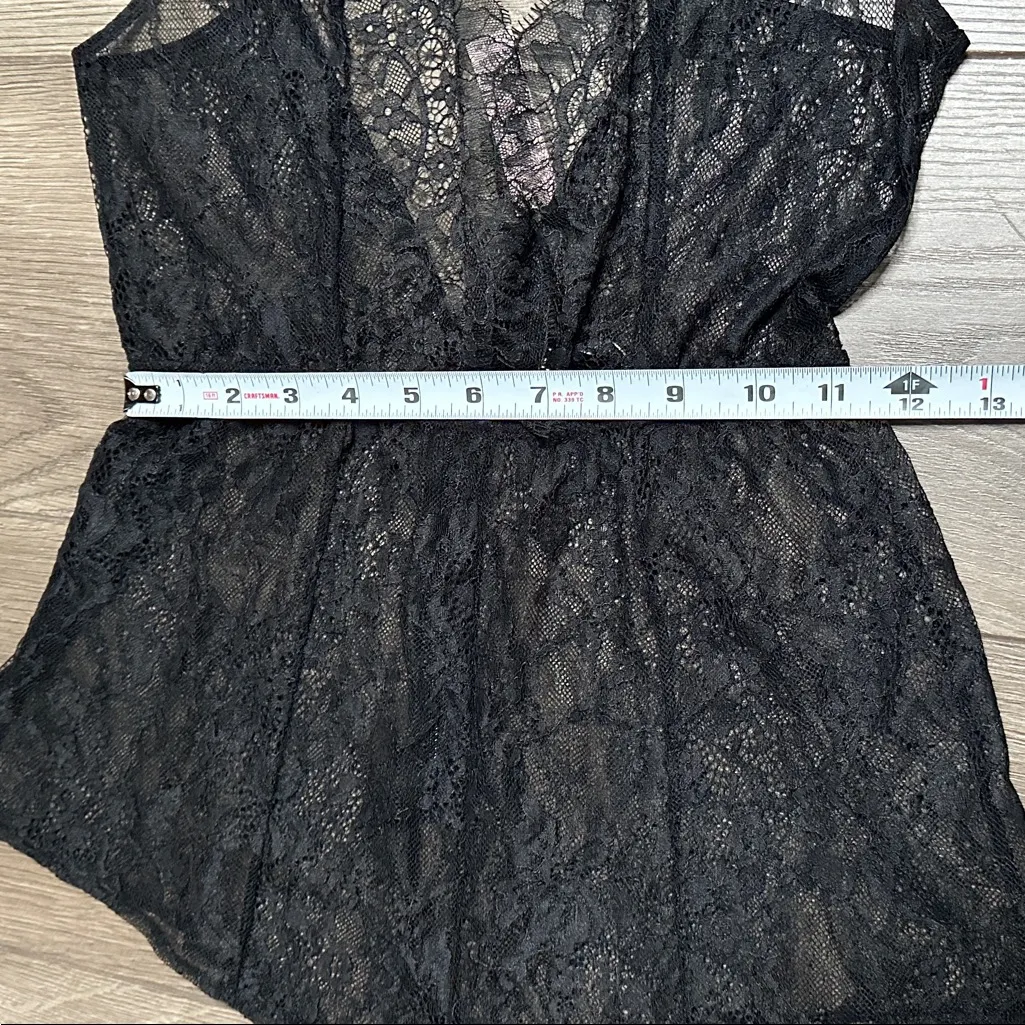 Victoria Secret Black Lace V-Back One Piece Bodysuit Romper Size Small - Image 10